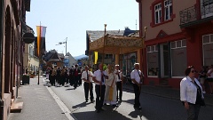 2025-06 Fronleichnam Zell (14)